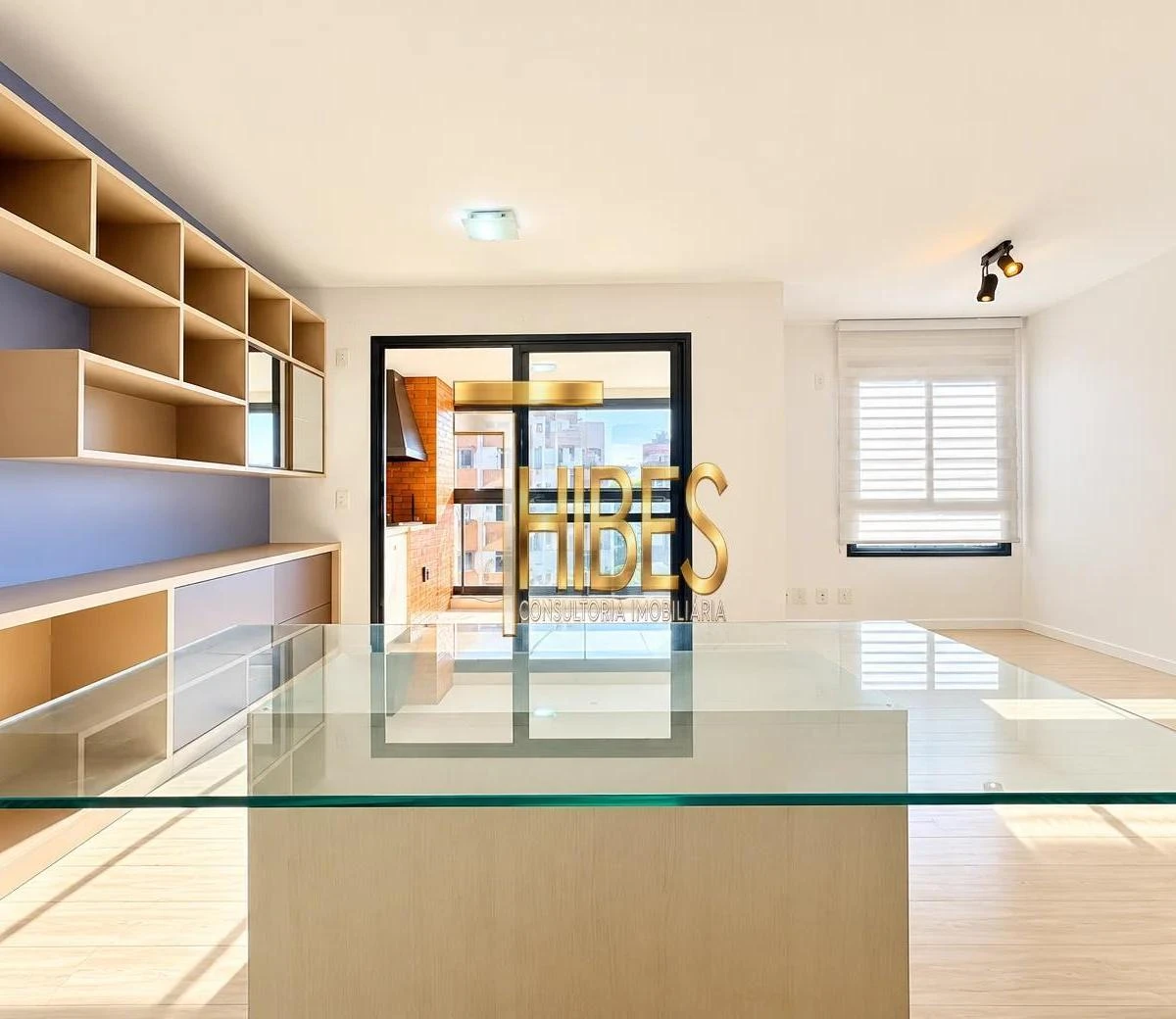 Apartamento, 110 m², com janelas do piso ao teto — photo 25