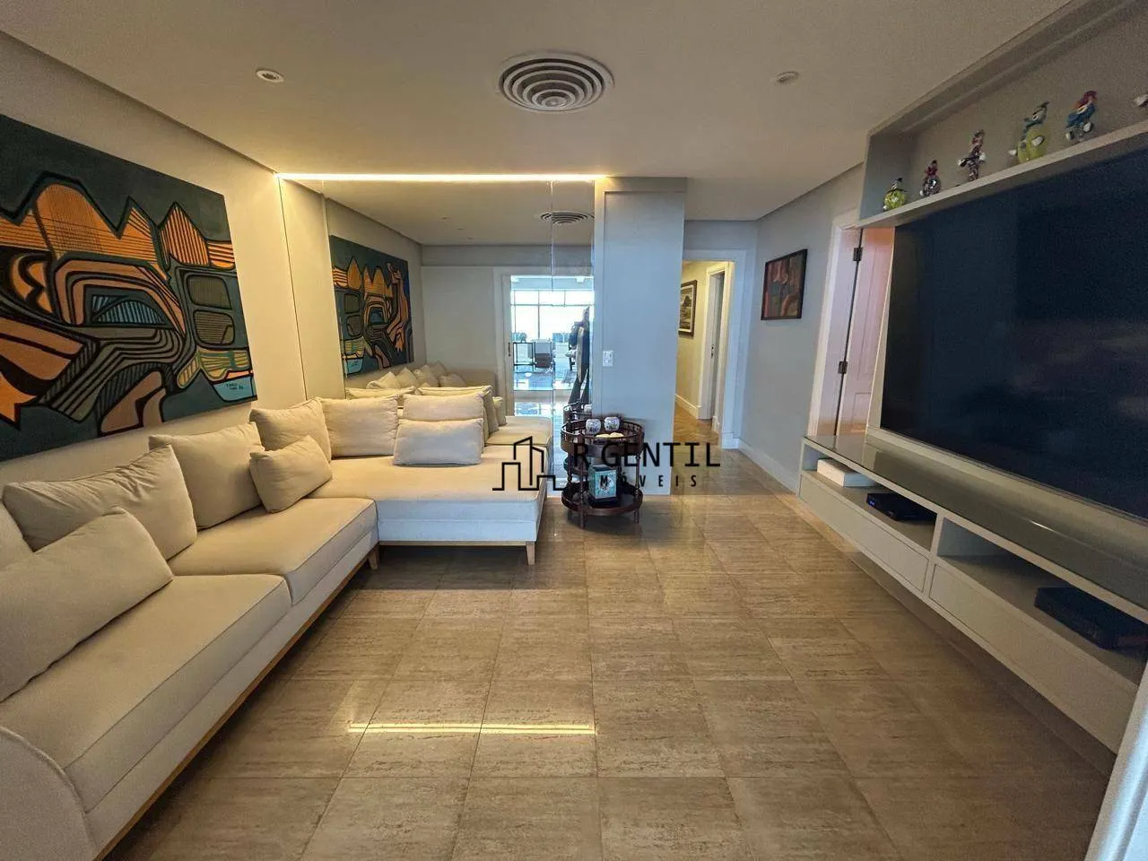 430 m² apartment with 4 bedrooms and 5 bathrooms — photo 4