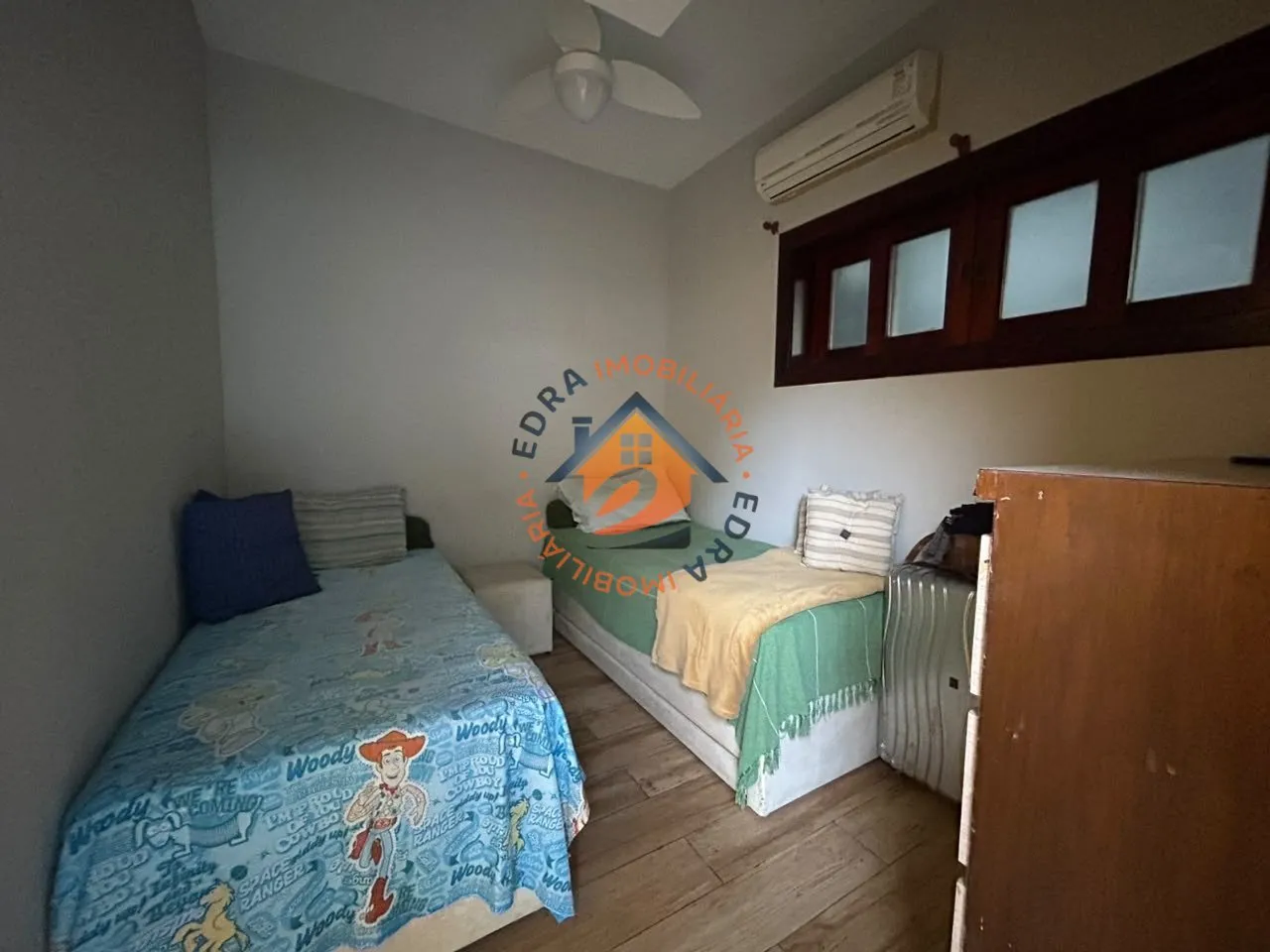Будинок із 3 спальнями та заскленим балконом — photo 3