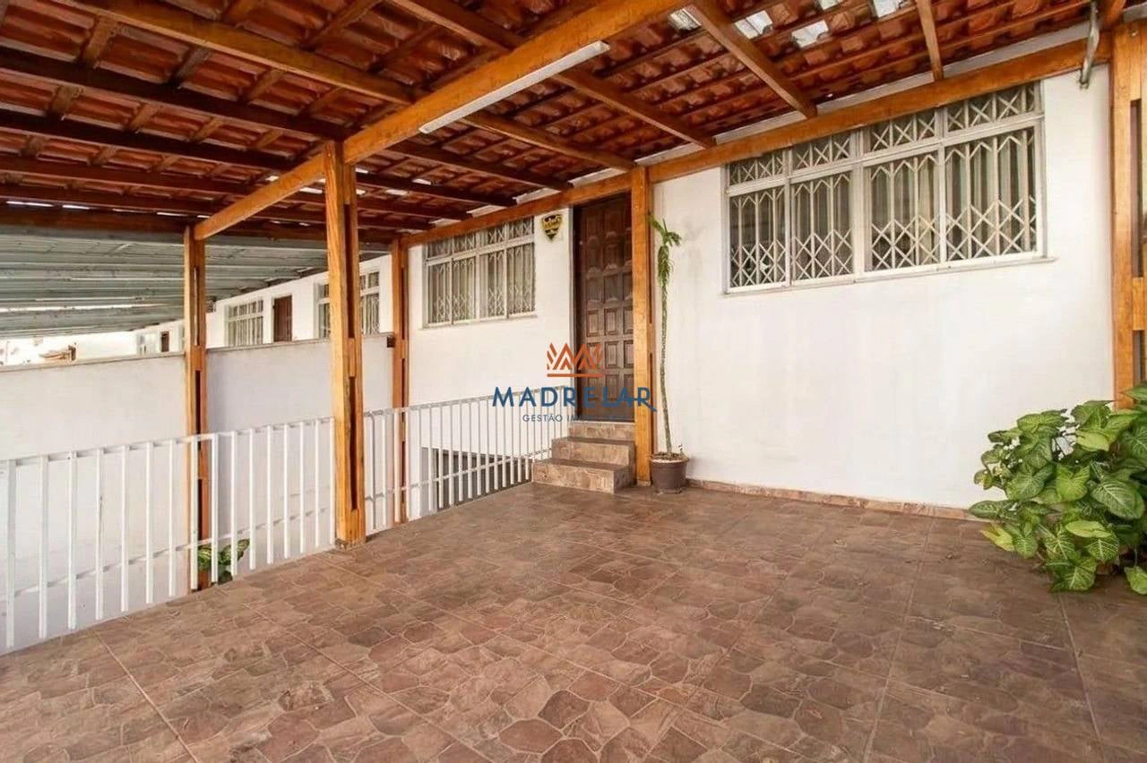 4-bedroom house with a washing machine in Curitiba — photo 4