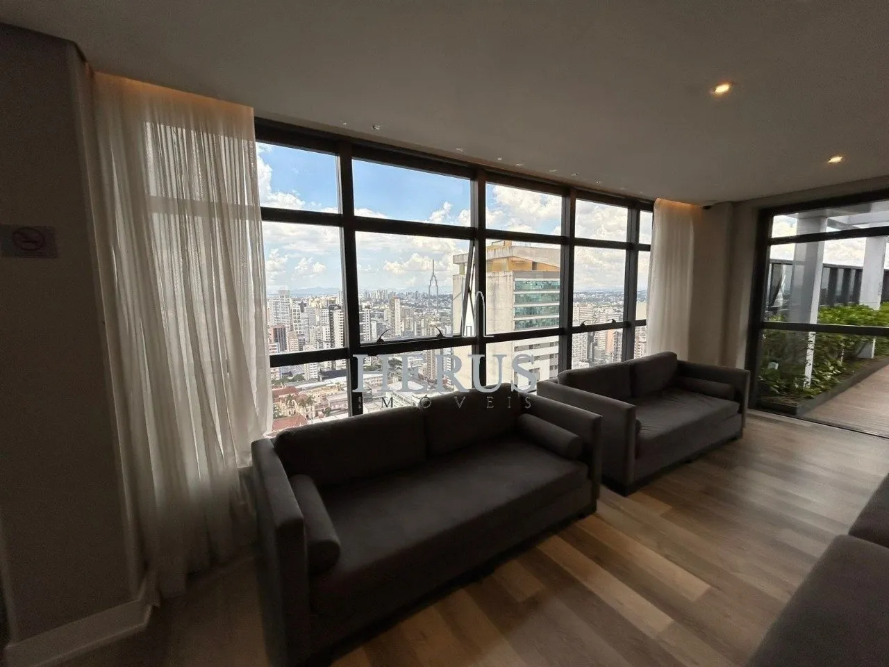 Apartamento de 2 dormitorios con suite y balcón — photo 37