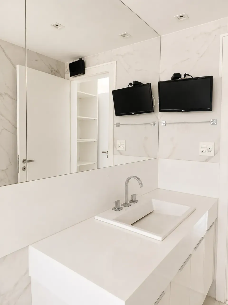Triplex com 3 dormitórios e 5 banheiros — photo 16