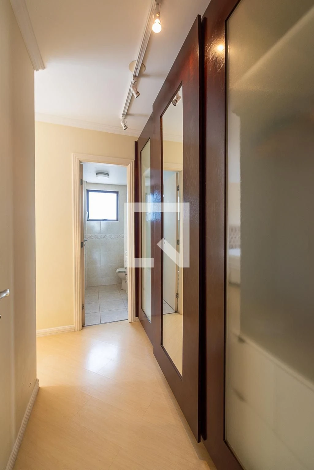 Furnished apartment, 130 m², with a jacuzzi — photo 72