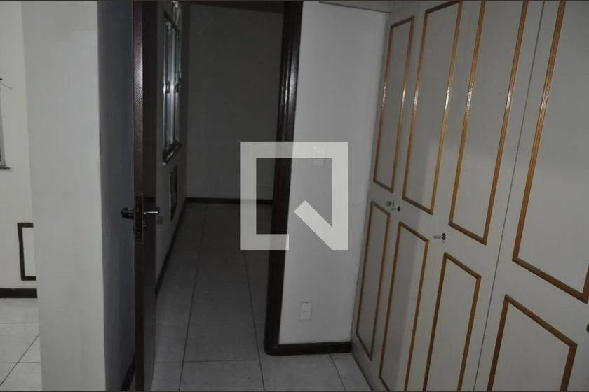 5-bedroom house with 450 m² and a private-use pool — photo 31