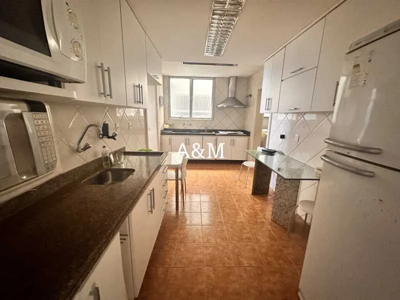Apartamento mobiliado com 4 quartos e 5 banheiros — photo 3