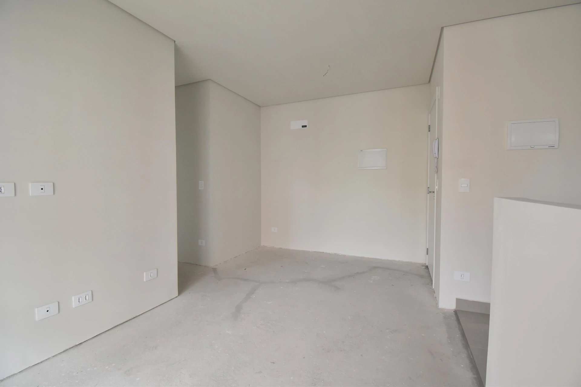 Панорамні вікна та 3 спальні: квартира 68 м² — photo 24