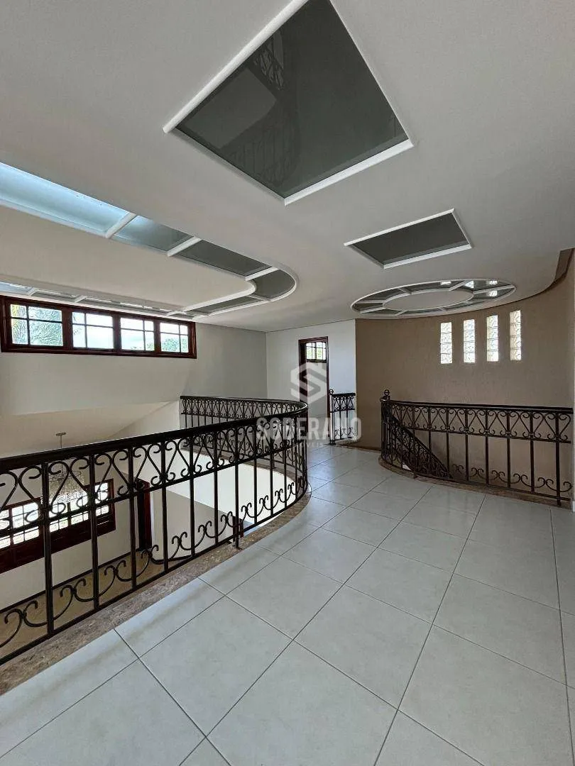 House with 6 bedrooms and 720 m² plus 4 parking — photo 38