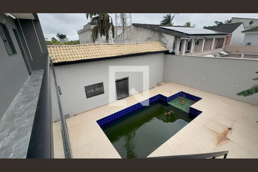 2-bedroom house with a grill on the balcony — photo 10