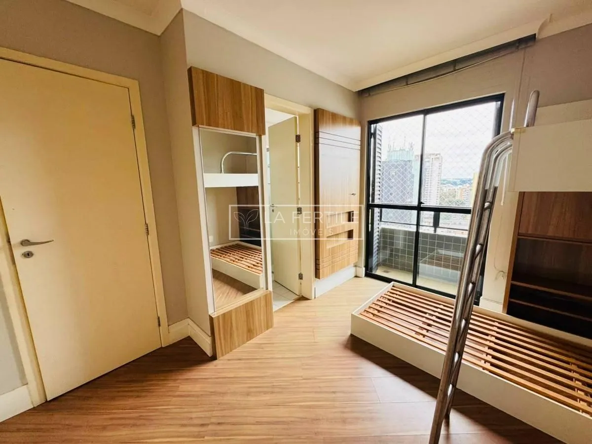 3-bedroom apartment with 4 bathrooms, 184 m² — photo 20