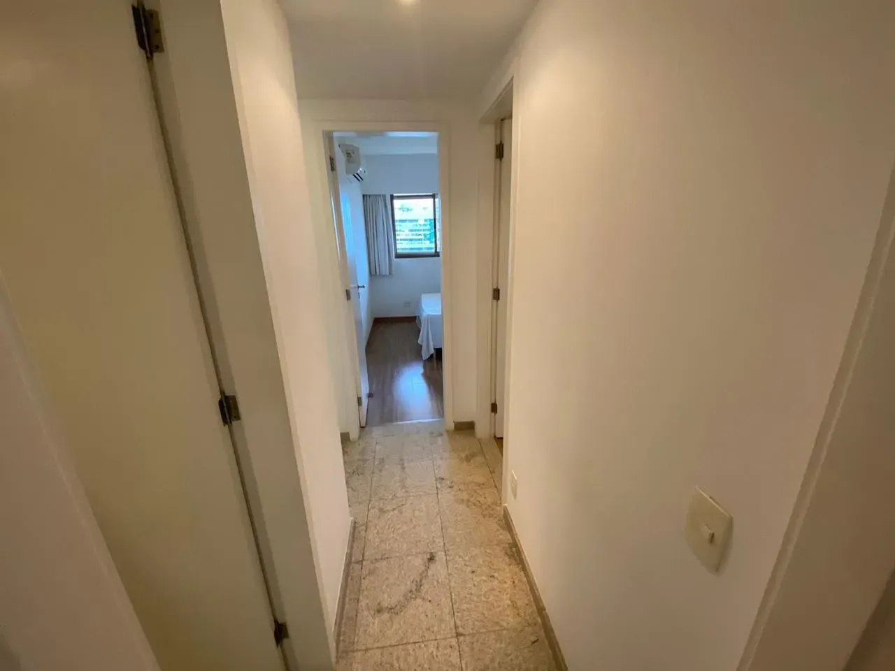Apartment on the 13th floor with a glass-enclosed balcony — photo 29