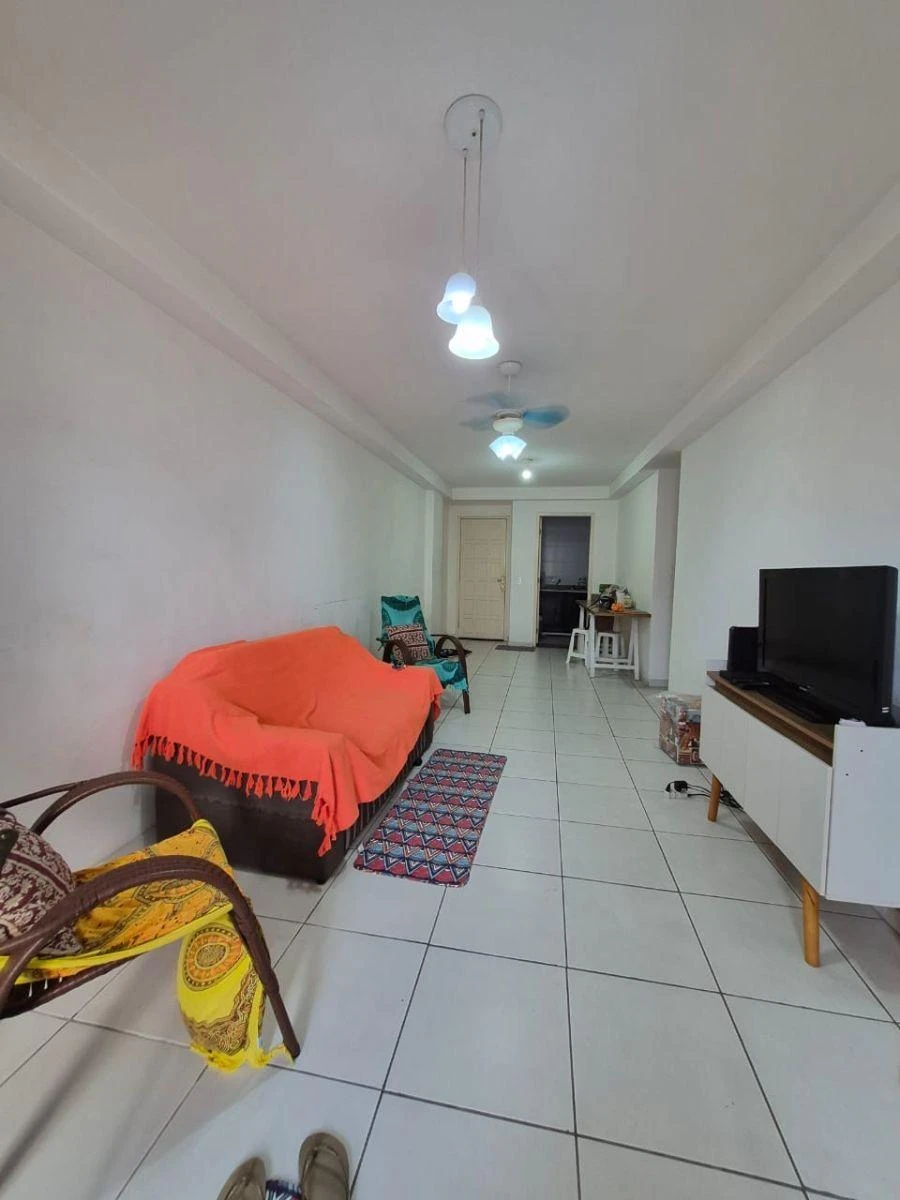 Furnished 3-bedroom apartment with enclosed glass balcony — photo 15