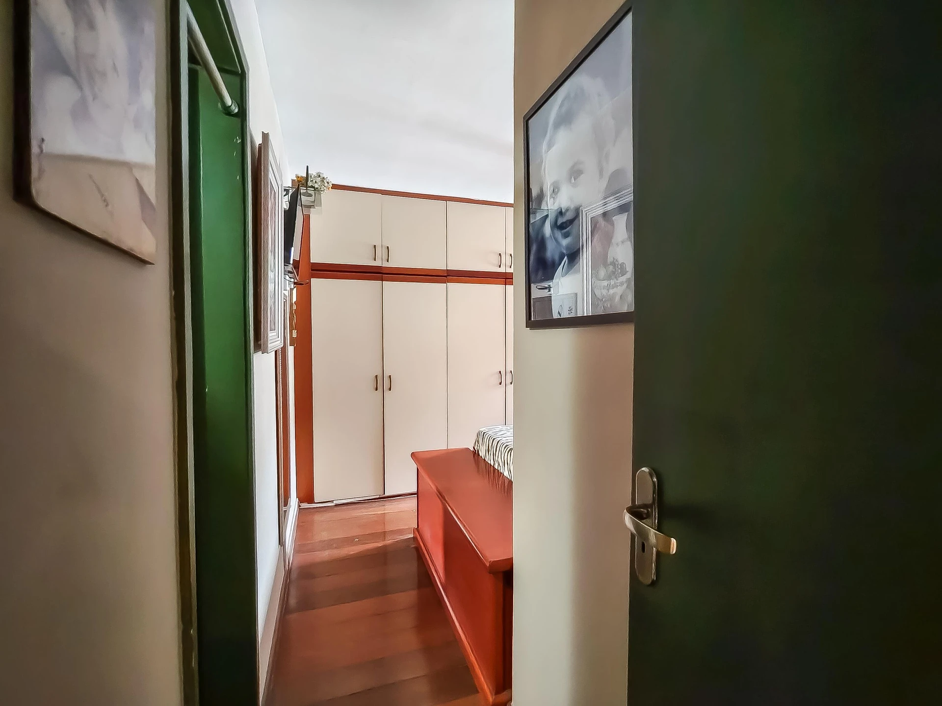 Mountain view in a 3-bedroom apartment, 200 m² — photo 43