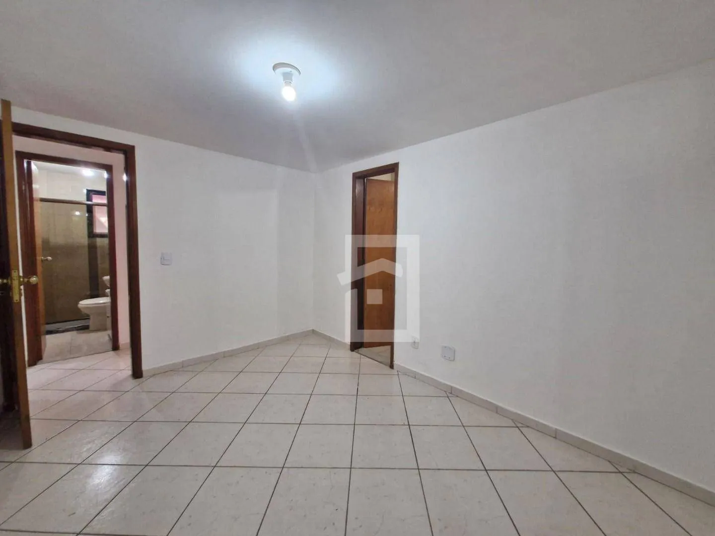 Apartamento com 2 quartos e 2 banheiros — photo 12