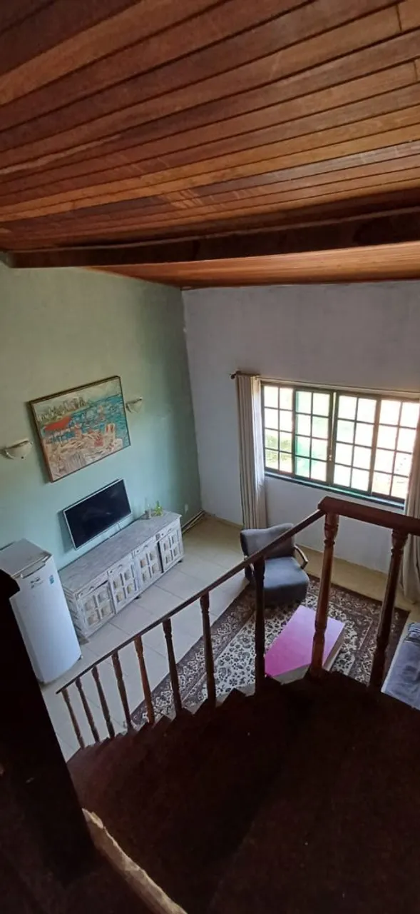Furnished 1-bedroom loft with a real desk — photo 6