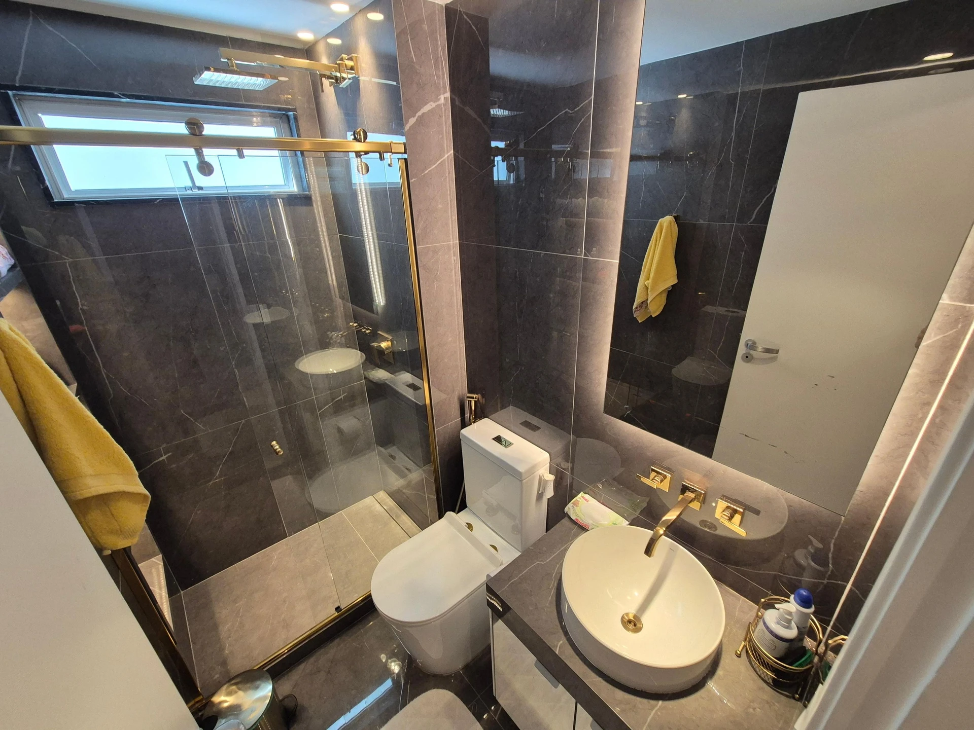 Casa de 373 m² com piscina privativa e lava-louças — photo 2