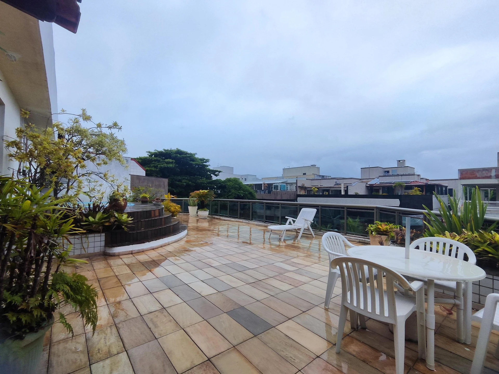 Apartamento amueblado de 5 dormitorios y jardín privado — photo 22