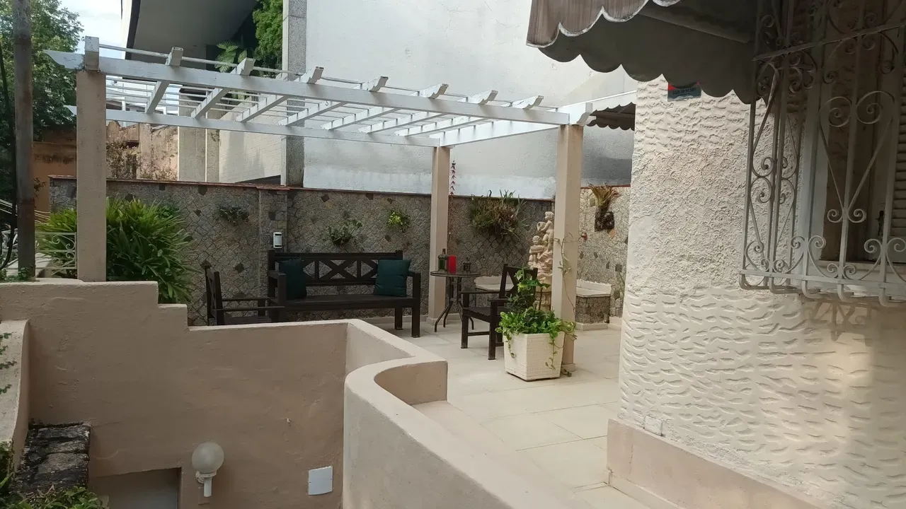 Unfurnished house with 5 bedrooms and balcony grill — photo 17
