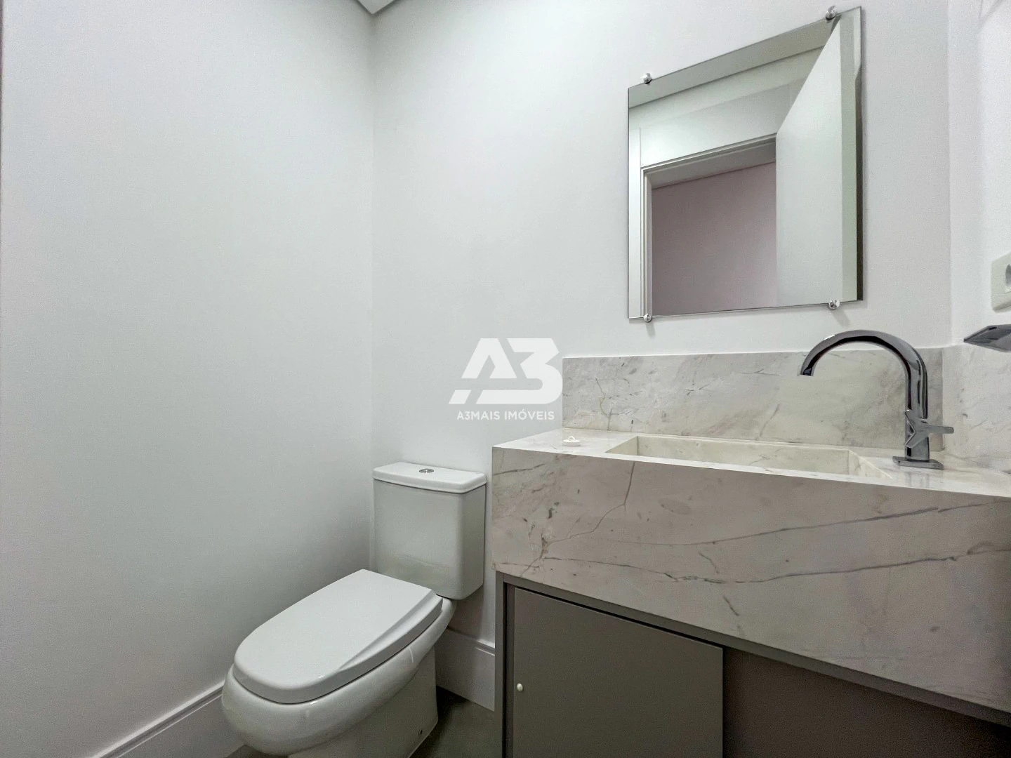 Apartamento com 3 dormitórios e 2 vagas, varanda com BBQ — photo 5