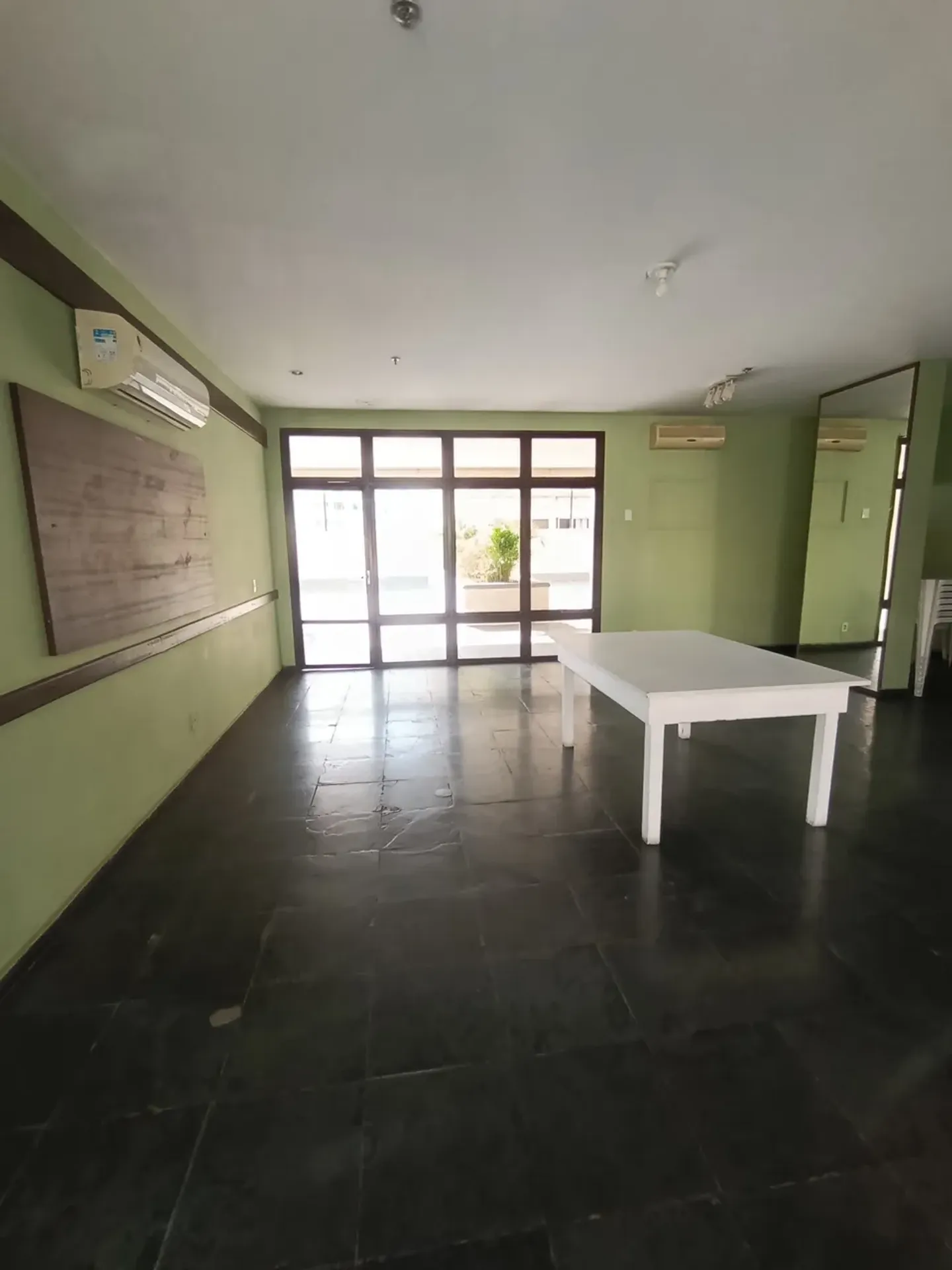Apartamento sem mobília com 2 quartos e 2 banheiros — photo 29
