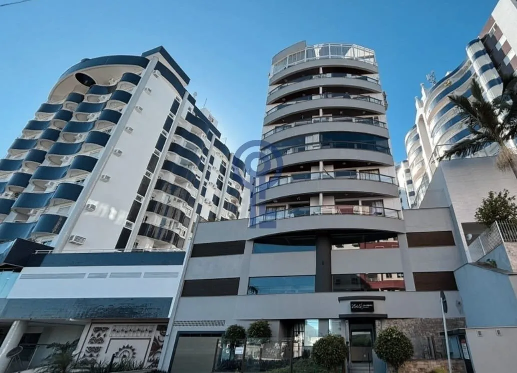 Apartamento mobiliado de 3 dormitórios com sacada envidraçada — photo 24