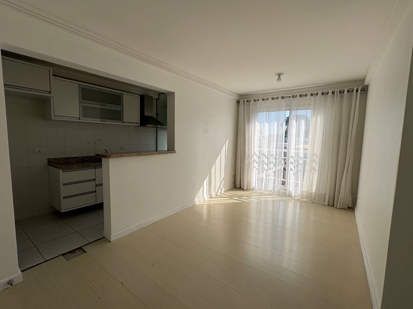 Apartamento de 2 quartos em condomínio com academia — photo 2