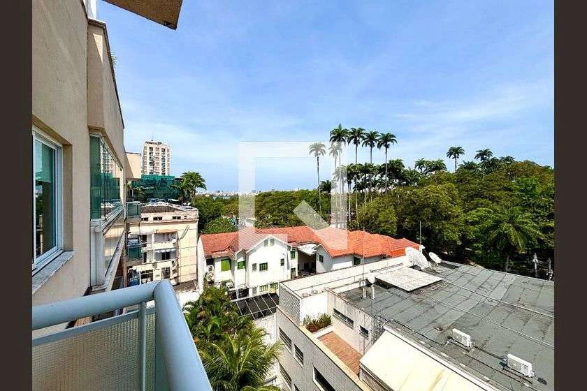180 m² furnished apartment with open-plan kitchen — photo 16