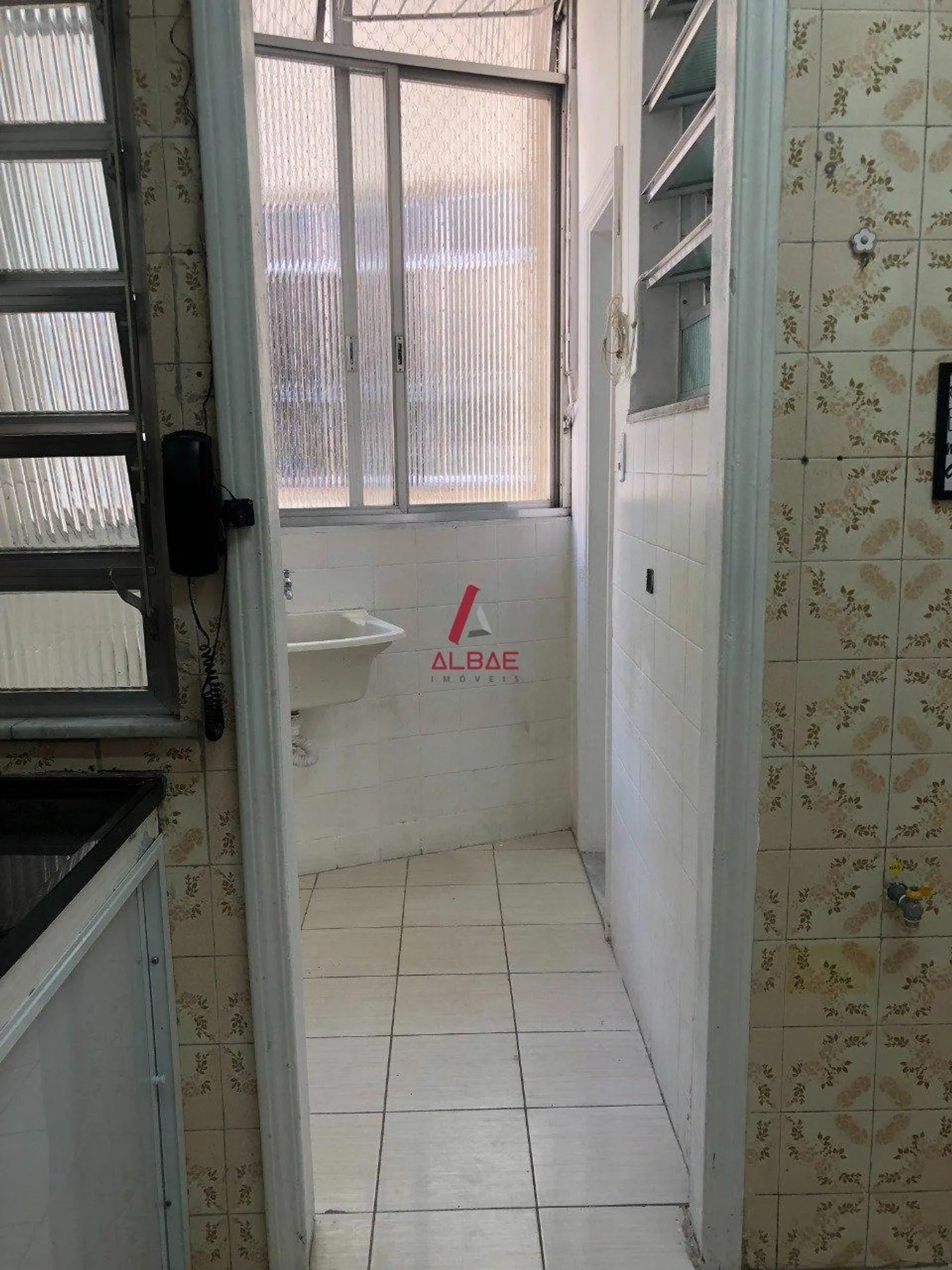 2-bedroom apartment with a walk-in closet in Rio de Janeiro — photo 10