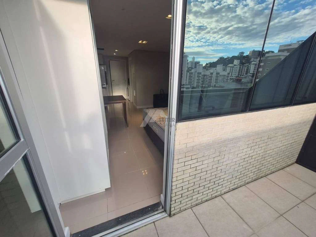 Apartamento mobiliado com 1 quarto e vista urbana — photo 4