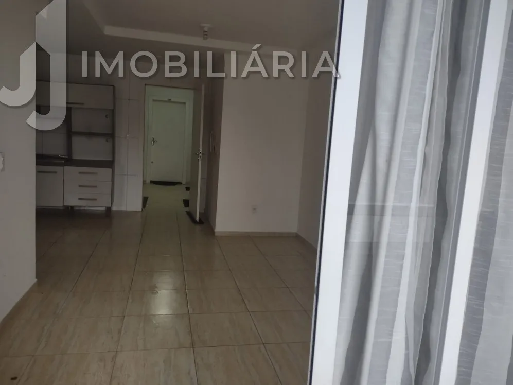 1-bedroom apartment with open-plan kitchen — photo 5