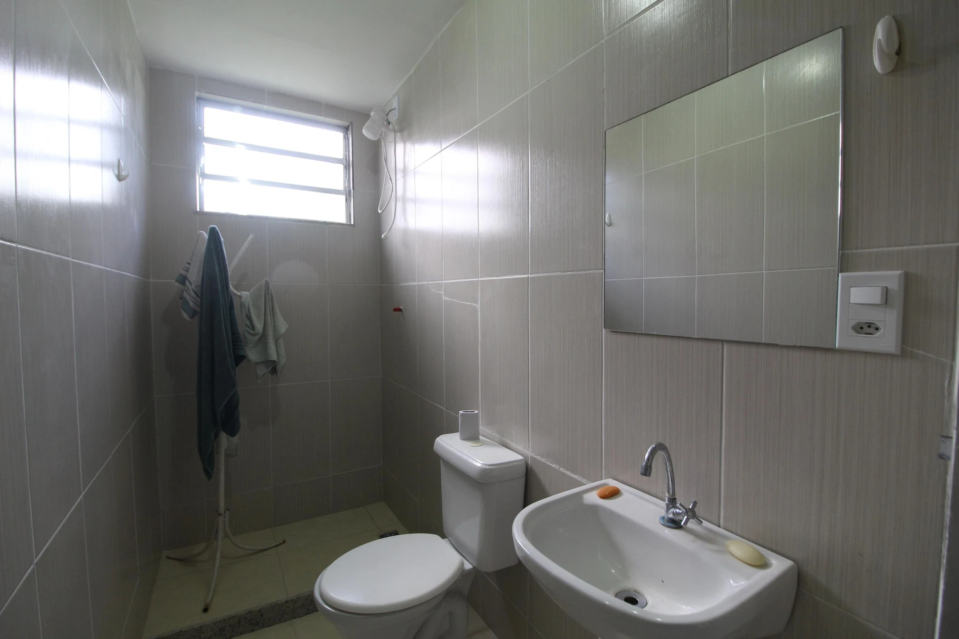 Furnished house with 4 bedrooms and private garden — photo 34