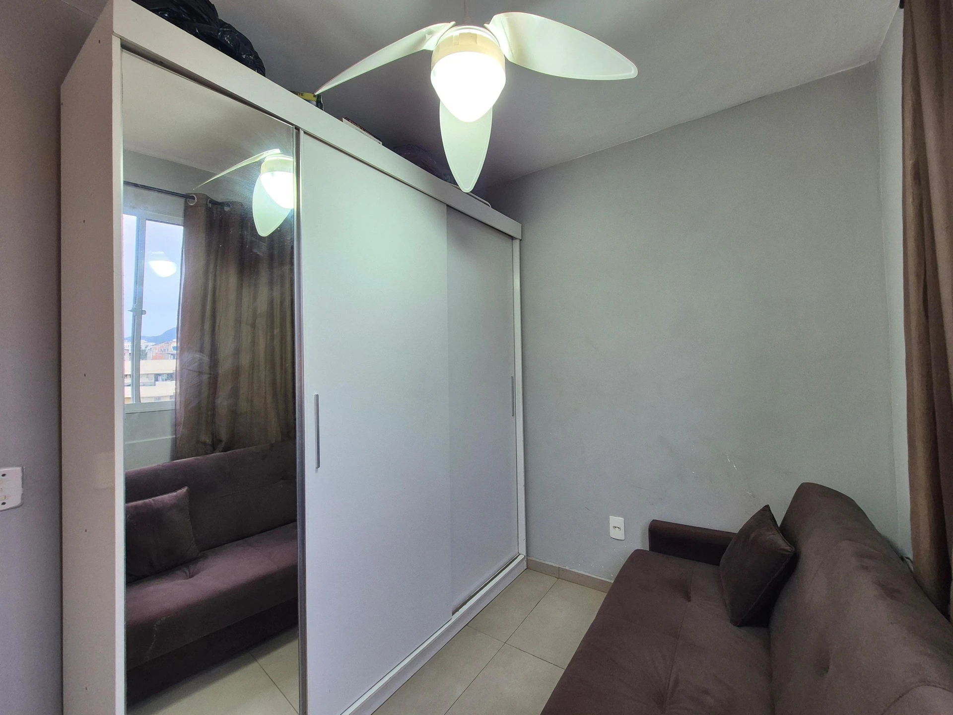 Apartamento mobiliado de 2 quartos com 1 banheiro — photo 17