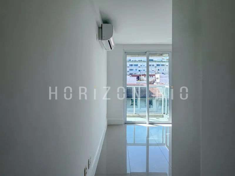 Apartamento, 229 m², com varanda envidraçada — photo 23