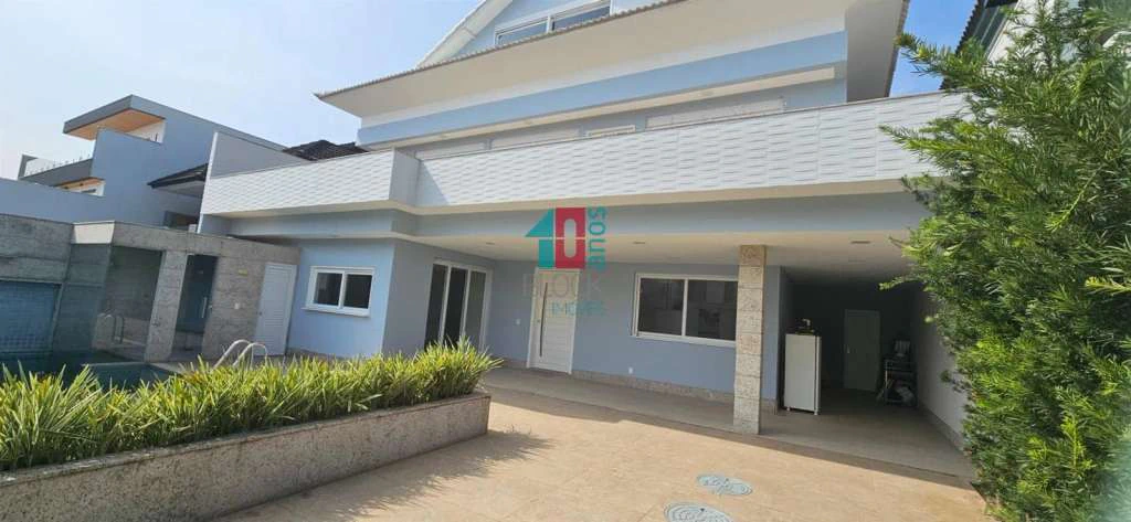 House with 4 bedrooms, 3 en-suites, 11 bathrooms and 2 parking — photo 20