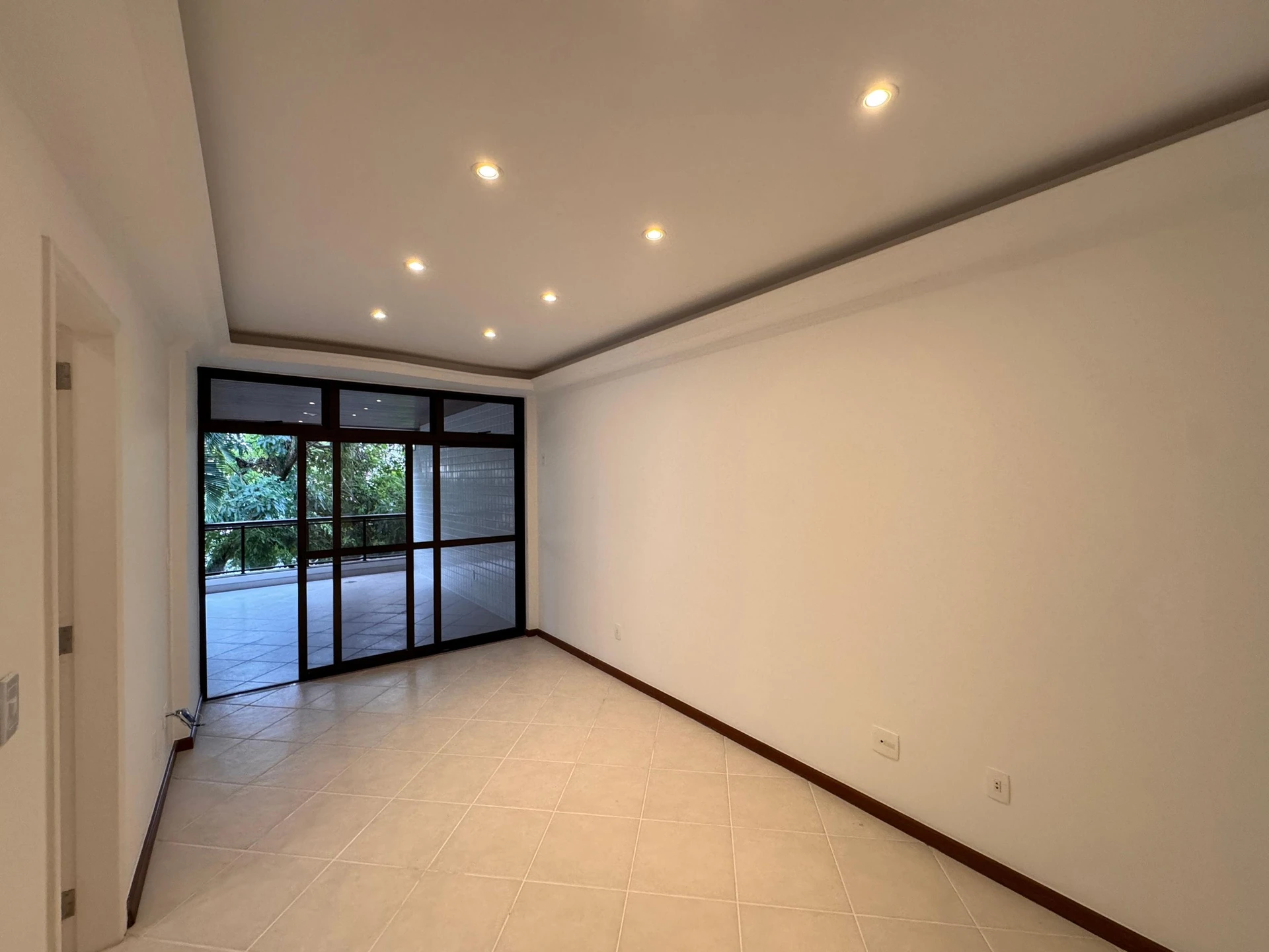 Apartamento para alugar com 3 quartos e varanda — photo 10