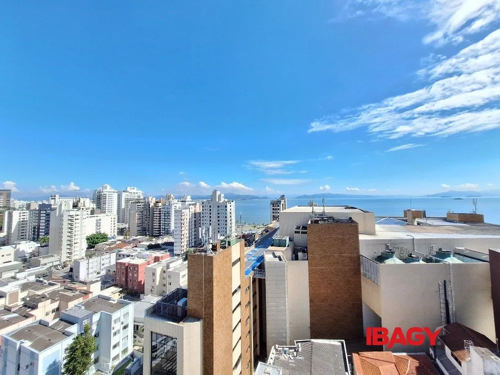 Apartamento de 4 dormitorios con 135 m² y 1 suite — photo 19