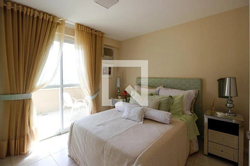 House for rent with 4 en-suite bedrooms and 450 m² — photo 13