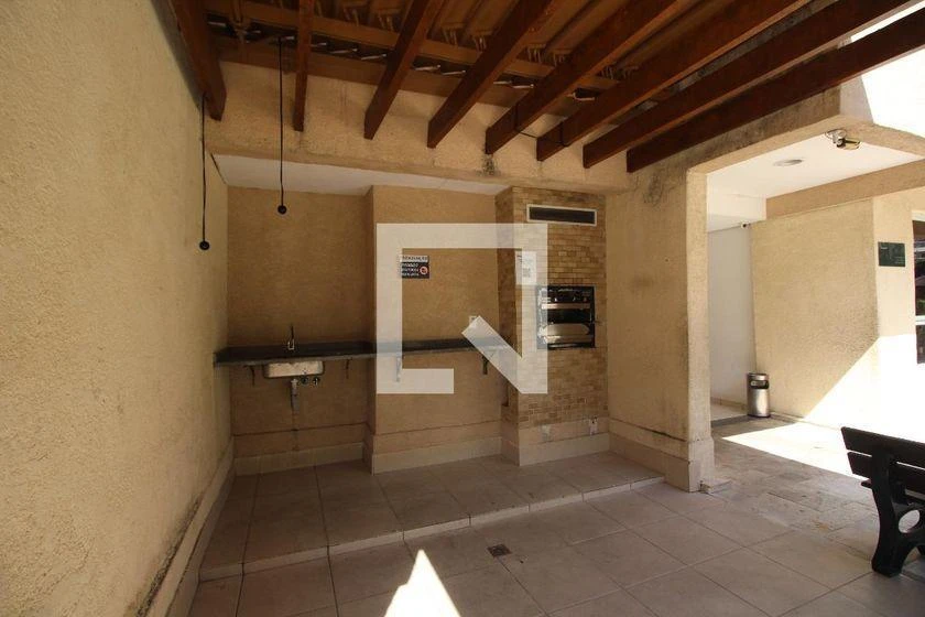 Balcony with a grill in a 3-bedroom apartment, 74 m² — photo 44