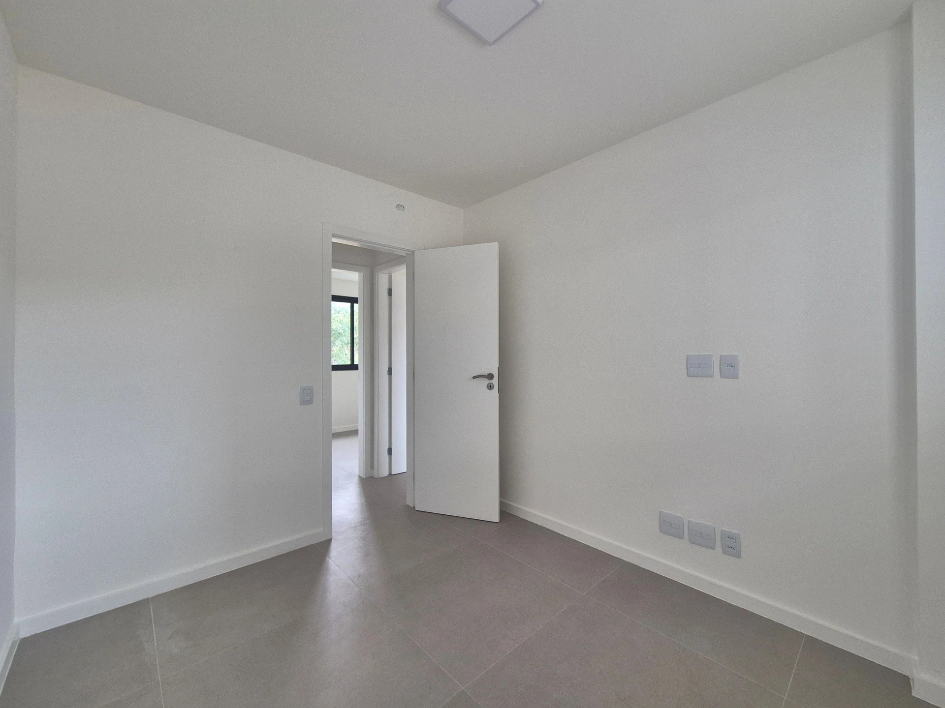 Apartamento de 3 quartos, sendo 1 suíte, 83 m² — photo 8