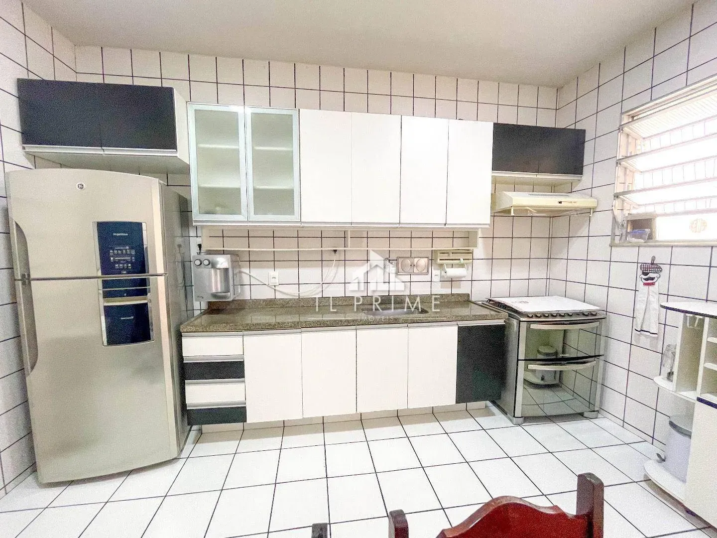 Furnished 3-bedroom apartment with 198 m² floor area — photo 31