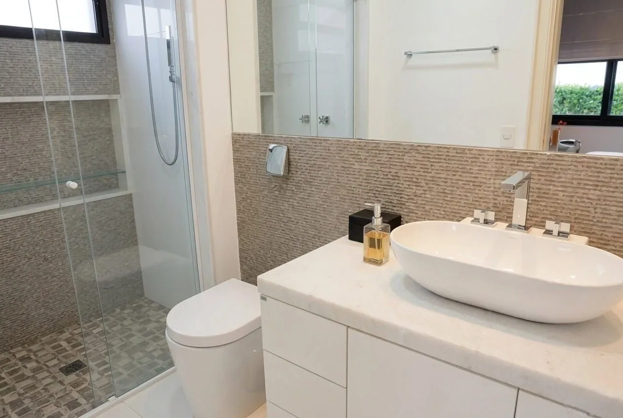 Apartamento amueblado de 4 dormitorios con 327 m² y balcón — photo 15