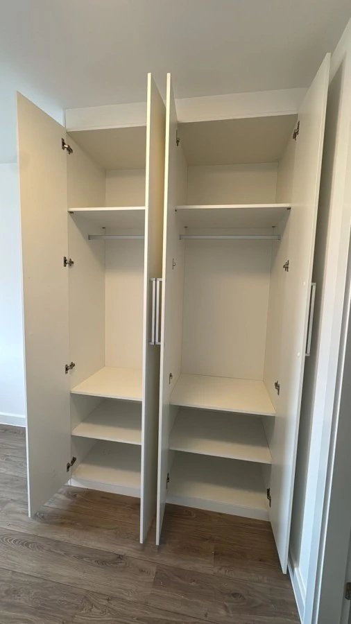 79 m² apartment with 2 bedrooms and 2 bathrooms — photo 4
