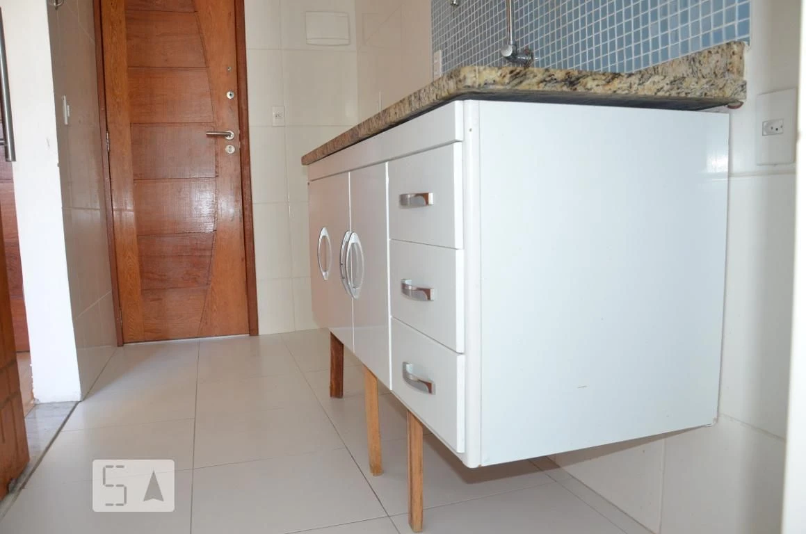 2-bedroom apartment in a building with a pool — photo 29