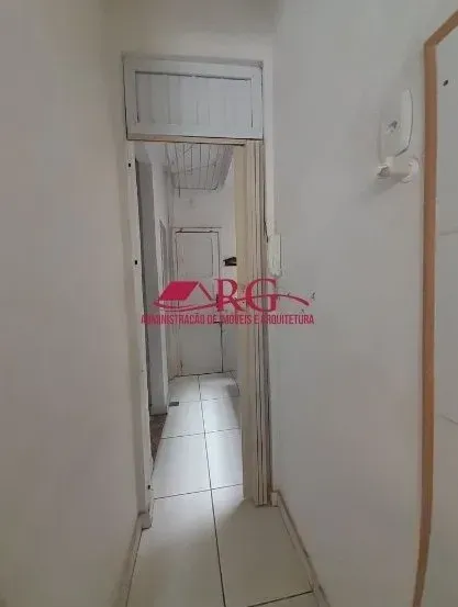 Apartment with 2 bedrooms and a fitted kitchen — photo 25