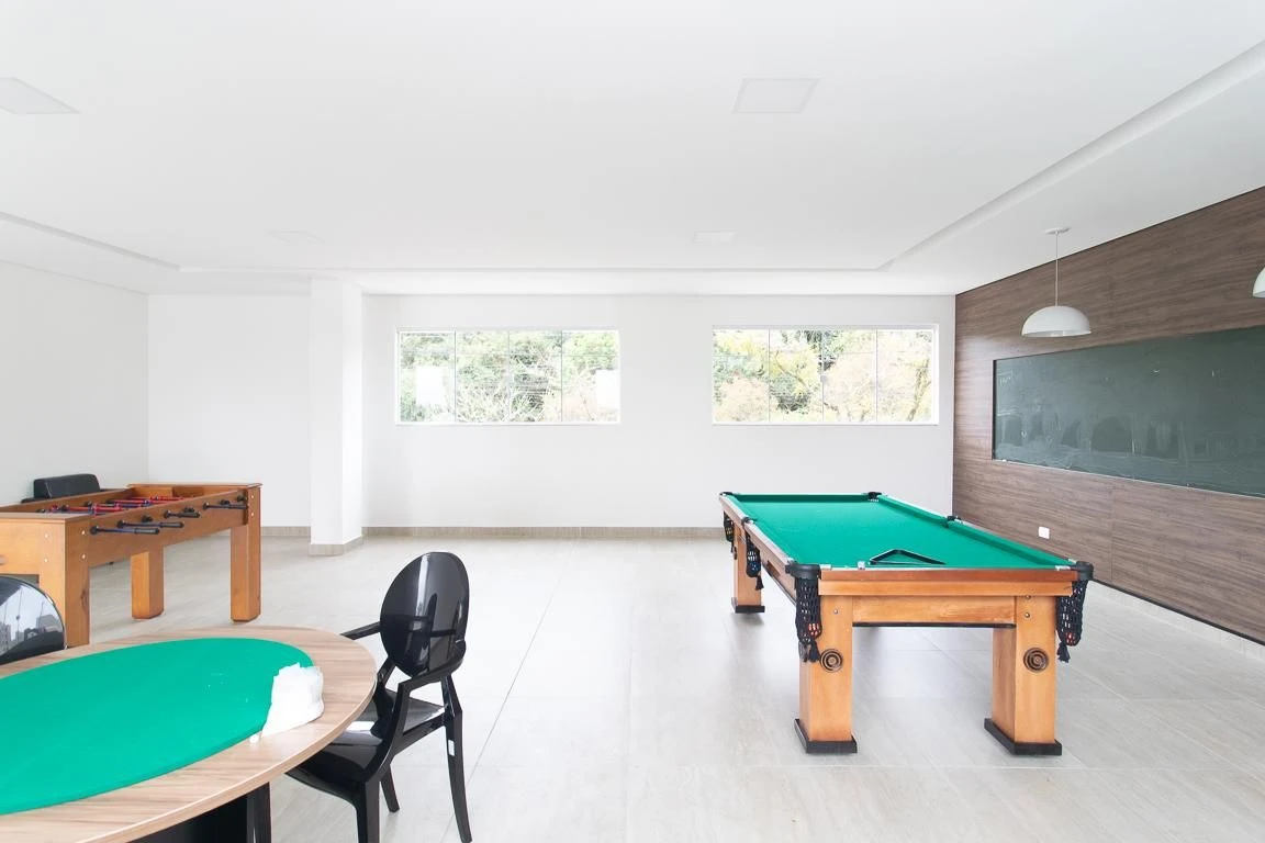 2-bedroom apartment in a building with a gym — photo 37