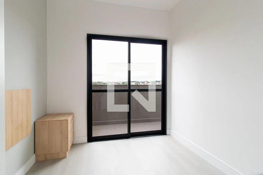 Studio kitnet rental with 1 bedroom and 1 bathroom