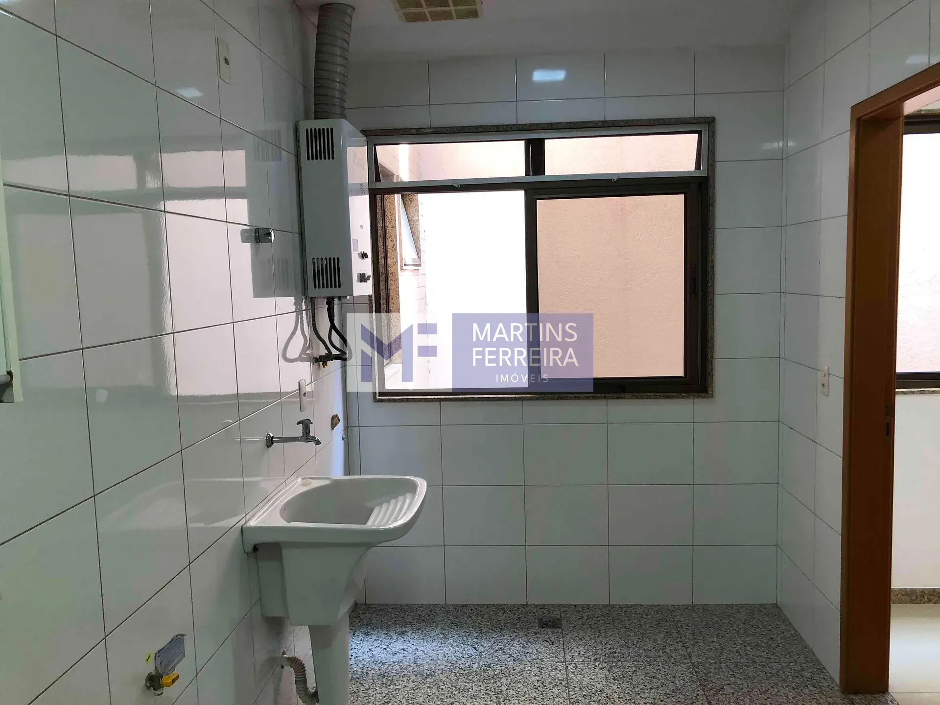 Apartamento no 1º andar com varanda envidraçada — photo 9