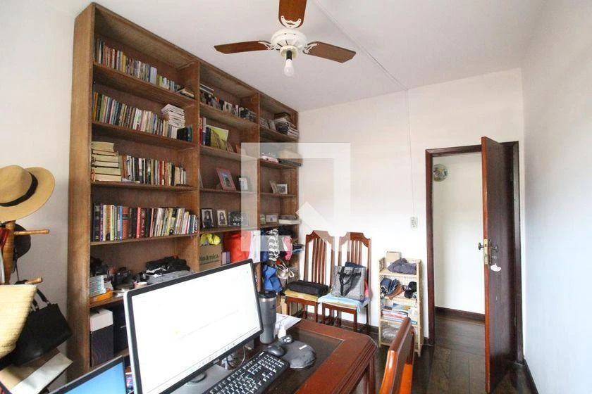 Rental house with 6 bedrooms and 3 en-suite, 599 m² — photo 3