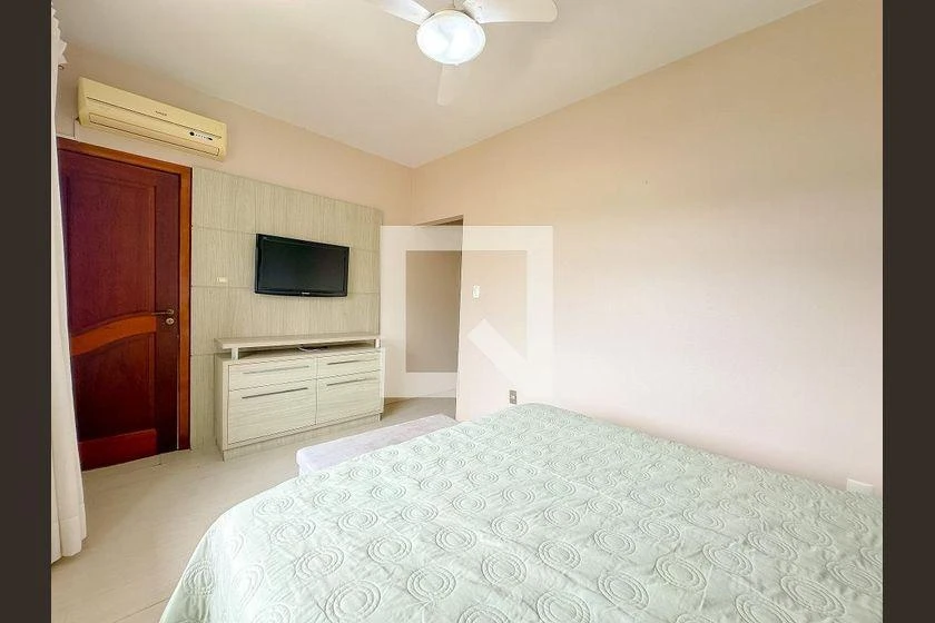 Furnished house, 250 m², with a bathtub — photo 5