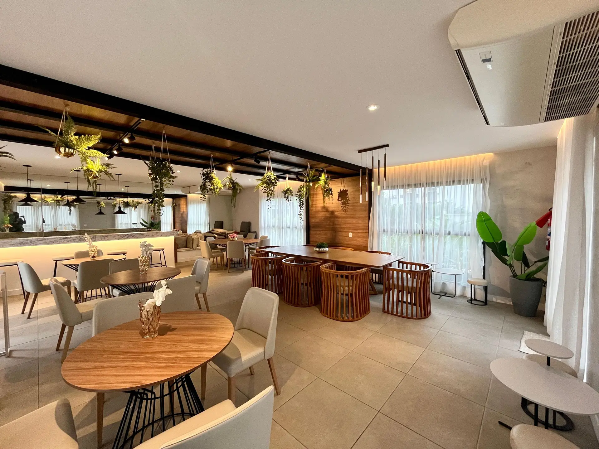 Wood or laminate floors in a 2-bedroom apartment, 45 m² — photo 29