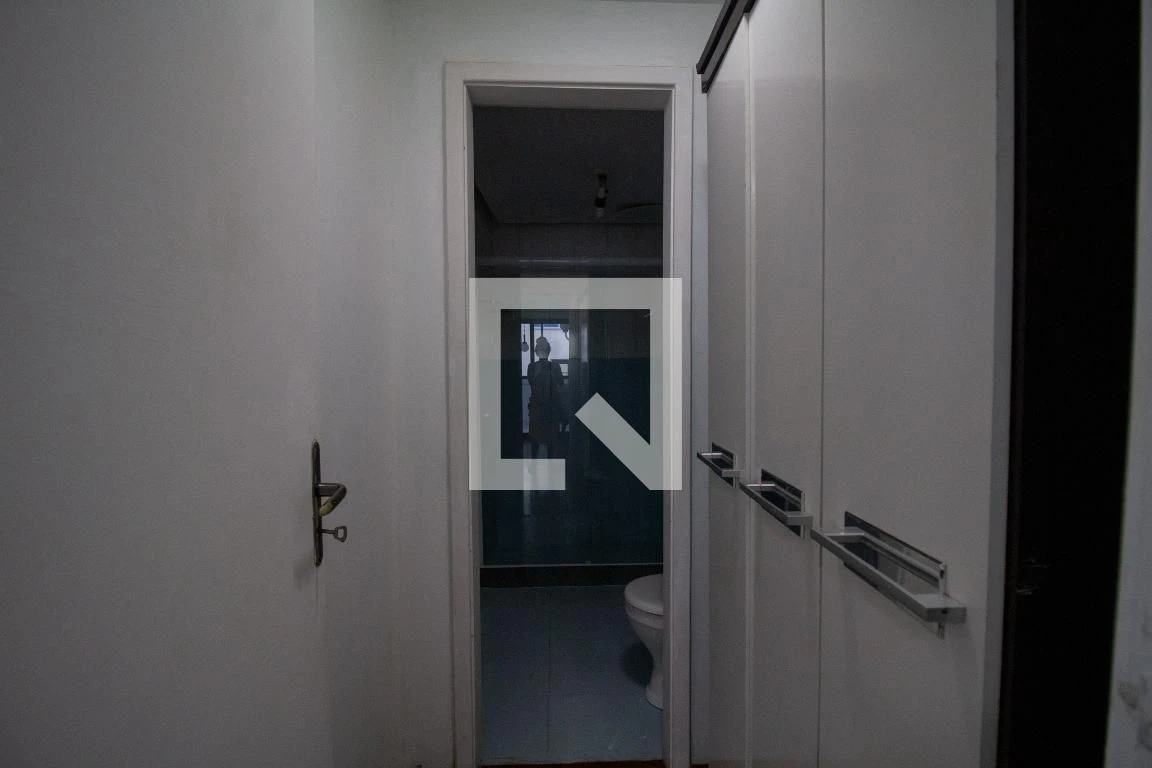 Apartamento sem mobília com 3 quartos e 5 banheiros — photo 21